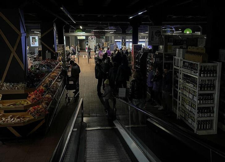 Cortes de luz en Ucrania. Foto: REUTERS