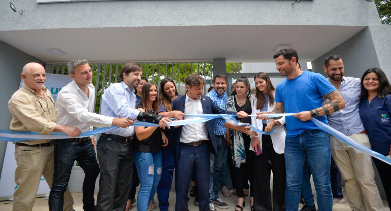 Axel Kicillof inauguró cuatro Centros de Atención Primaria en un solo día. Foto: Telam