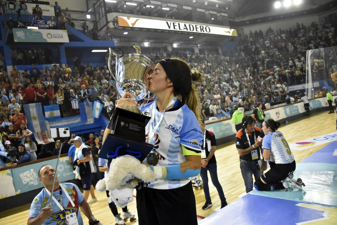 Las Águilas, hockey femenino, Télam