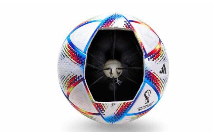 Adentro de Al Rihla, la pelota del Mundial. Foto: Adidas.
