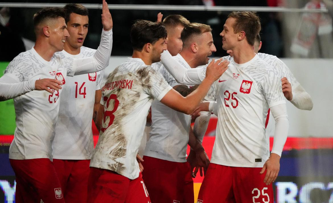 Victoria de Polonia ante Chile en amistoso previo al Mundial de Qatar. Foto: REUTERS.