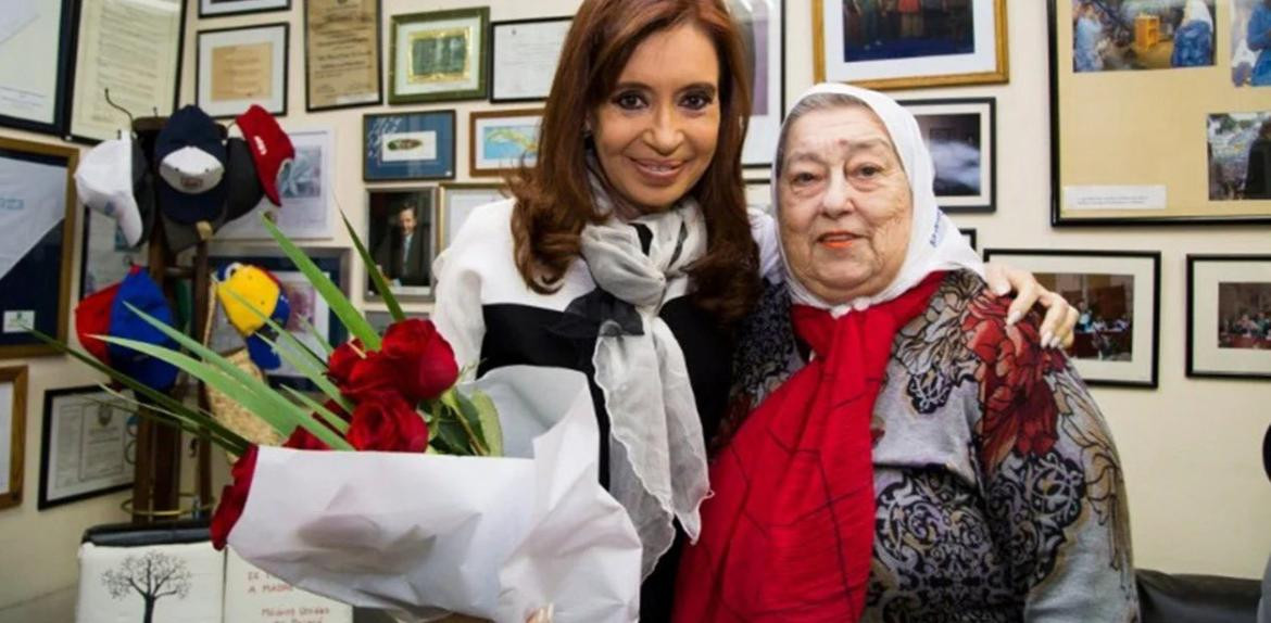 Hebe de Bonafini con Cristina Fernández de Kirchner. Foto: NA