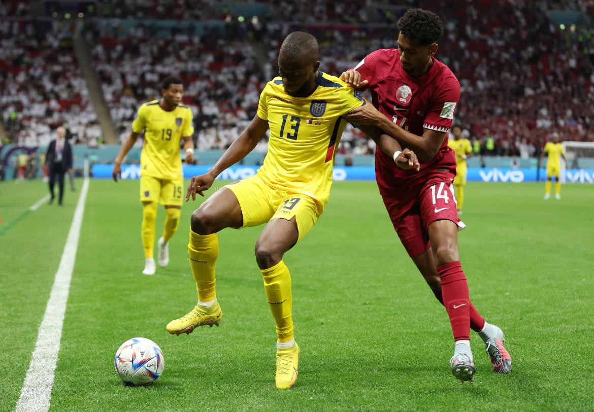 Enner Valencia vs. Qatar. Foto: Reuters.