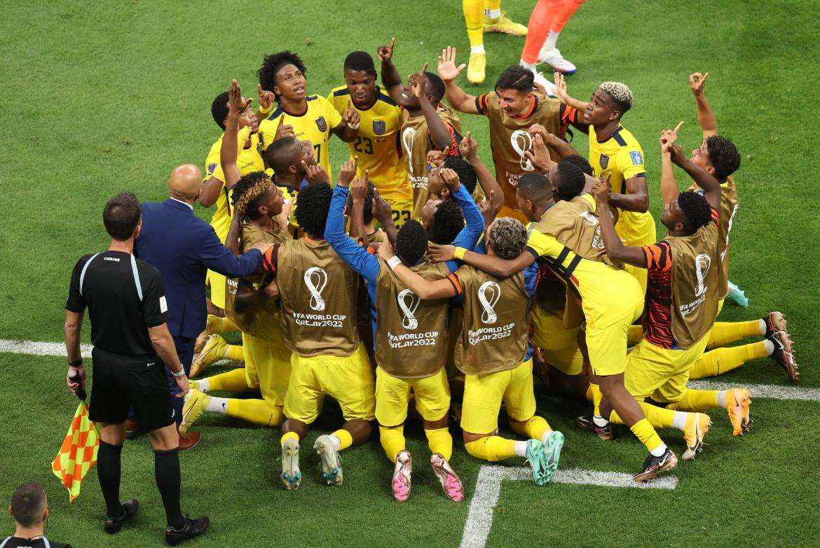 Ecuador venció a Qatar en el partido inaugural. Foto: Reuters.