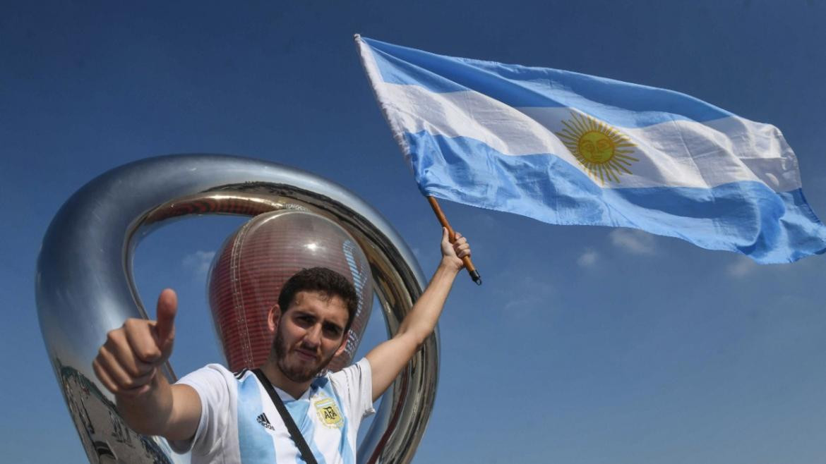 Banderazo en Qatar 2022. Foto: Telam.