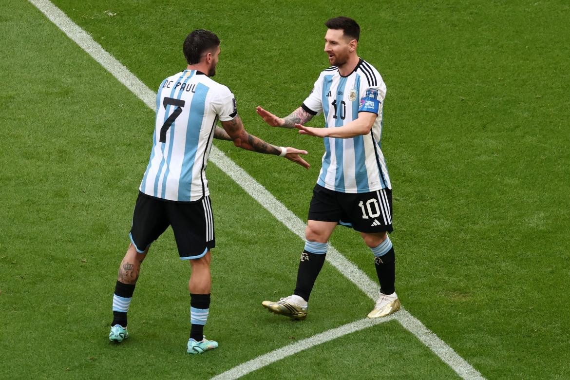Argentina vs. Arabia Saudita, Mundial Qatar 2022, De Paul y Messi, Reuters	