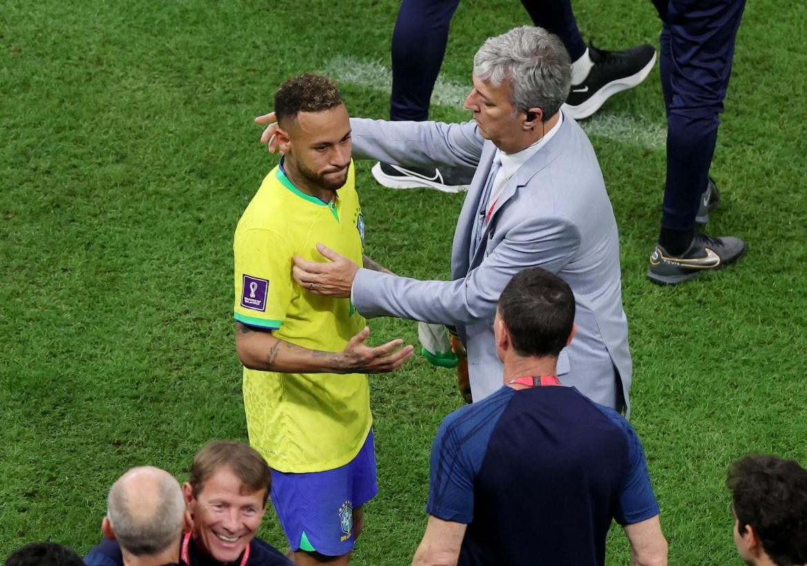 Tite y Neymar, Selección Brasil. Foto: REUTERS