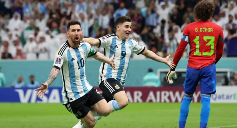 Lionel Messi, Argentina vs México, Mundial Qatar. Foto: NA
