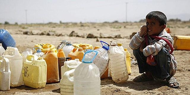 Niño desplazado en Yemen_Wikimedia Commons