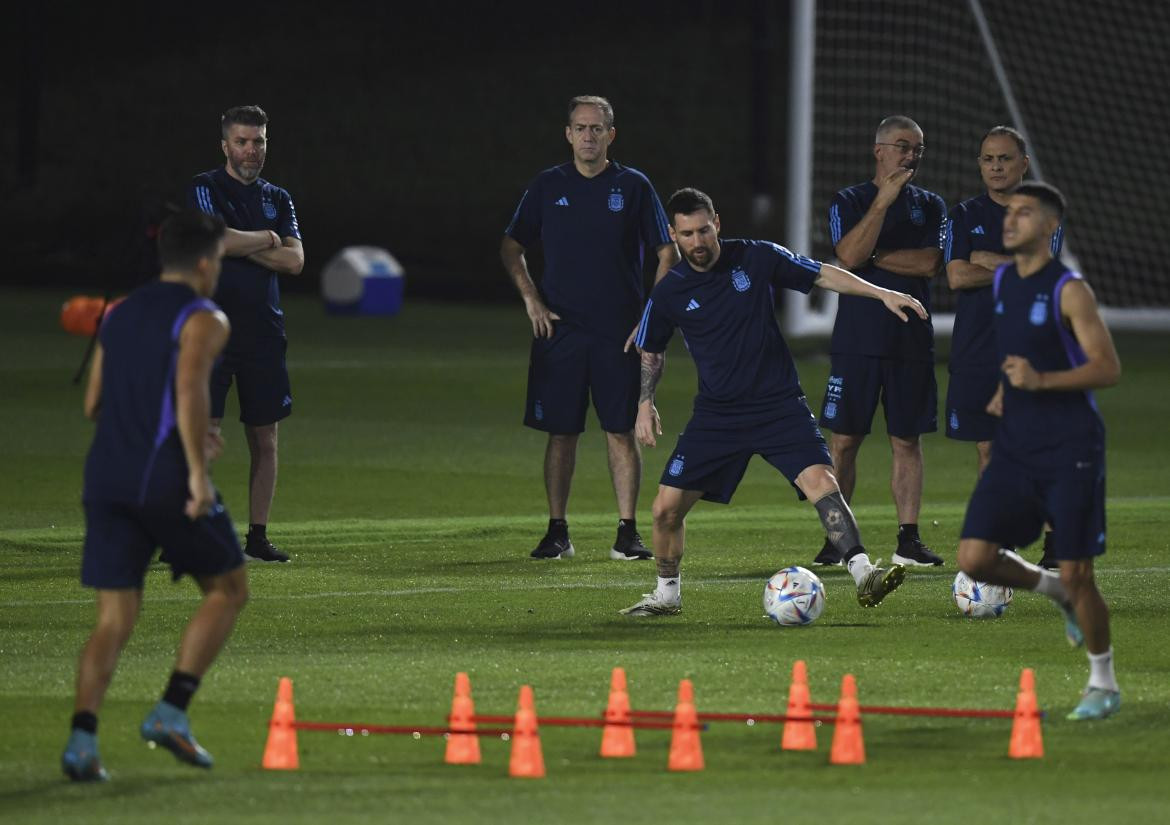 Selección Argentina, entrenamiento en Qatar. Foto: Télam