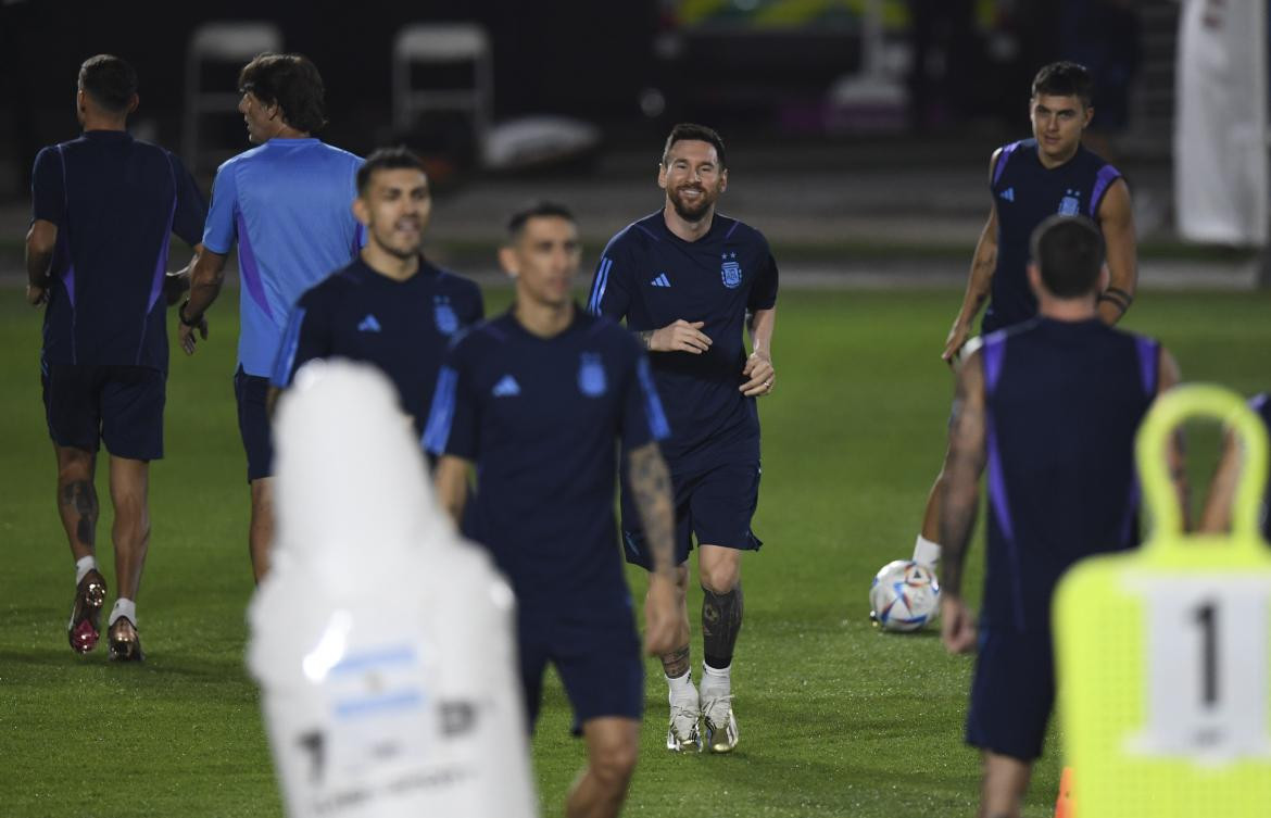 Selección Argentina, entrenamiento en Qatar. Foto: Télam