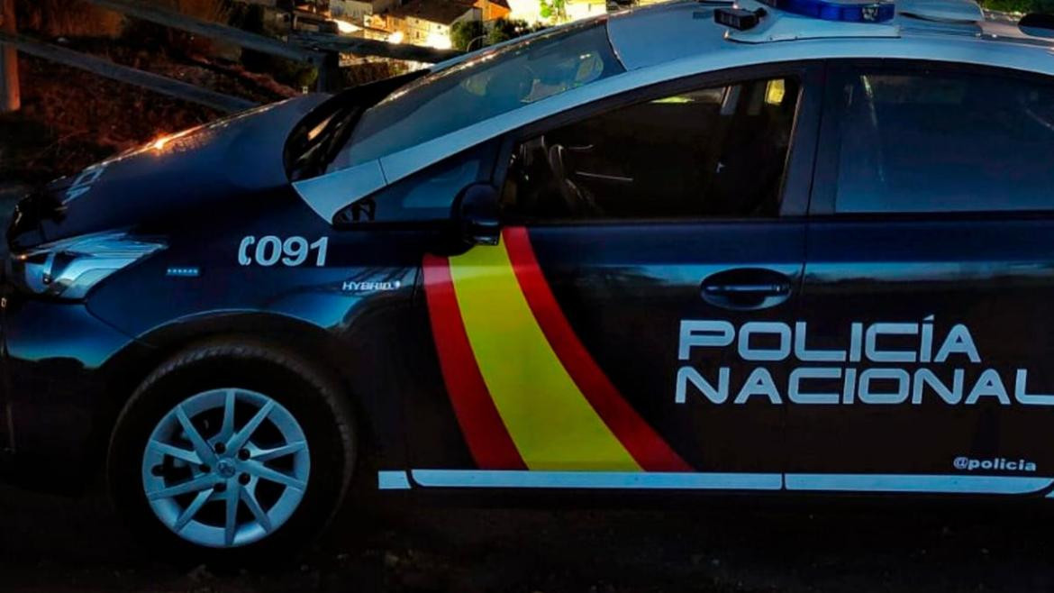 Policía española. Foto: Twitter @Policia