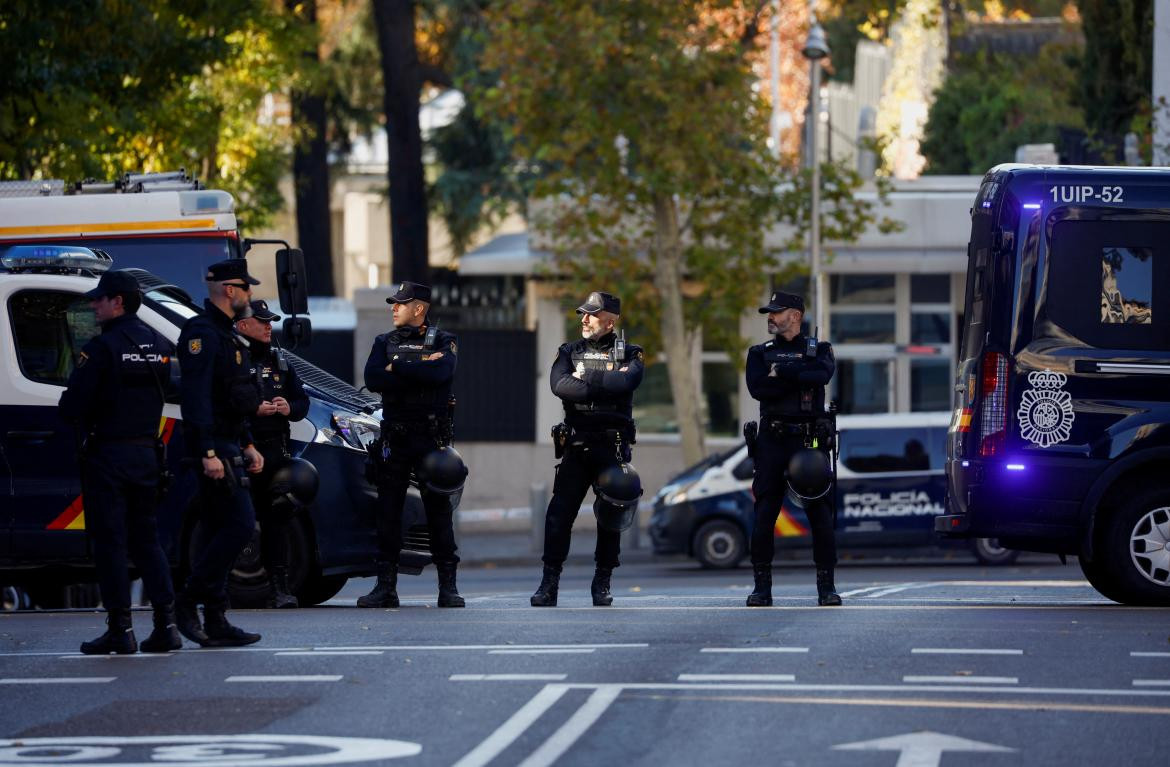 Encuentran cartas ensangrentadas en embajadas ucranianas. Foto: Reuters