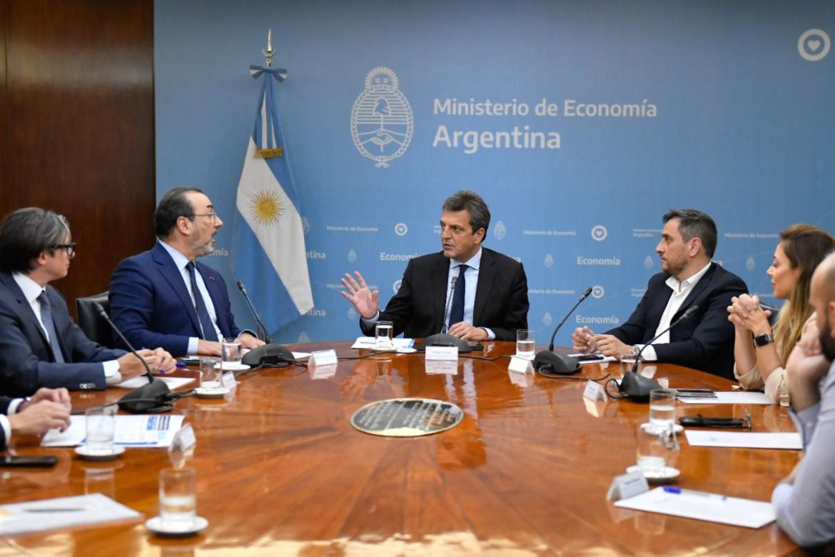 Reunión de Sergio Massa con el presidente de la CAF. Foto: Prensa.