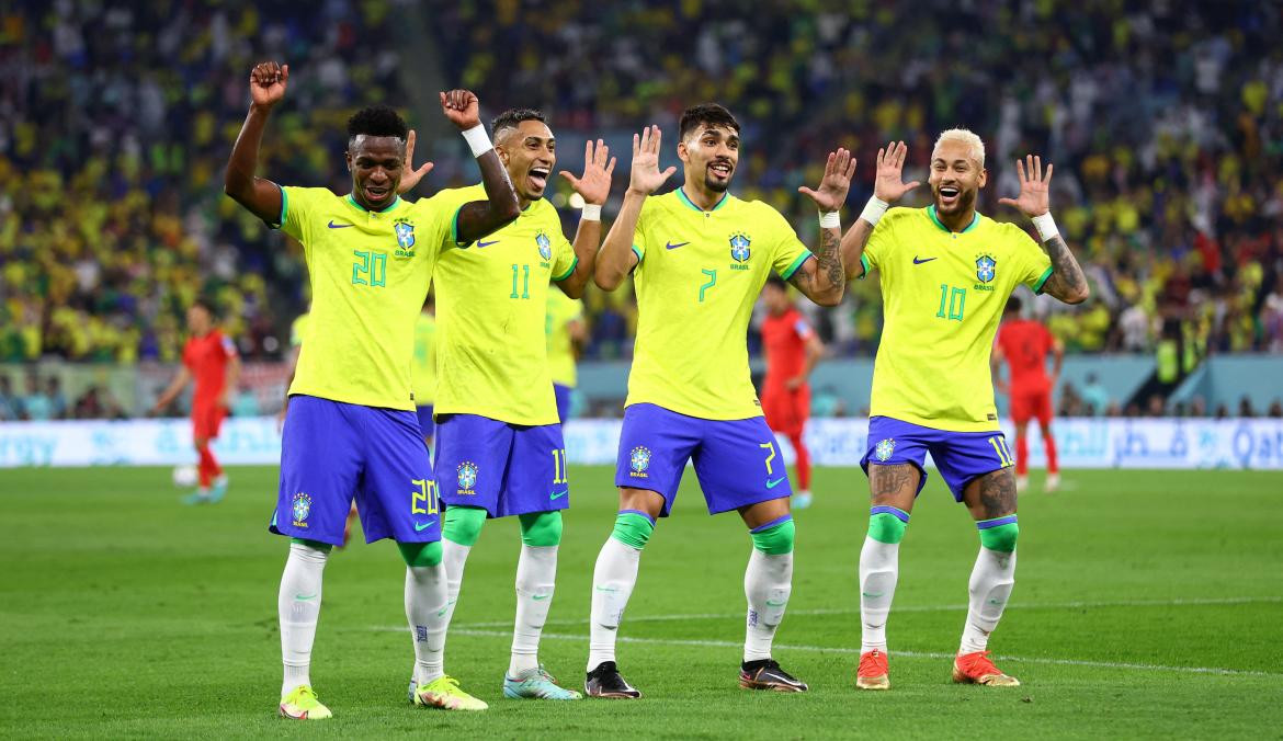 El baile festivo de Brasil ante Corea; Qatar 2022. Foto: Reuters.