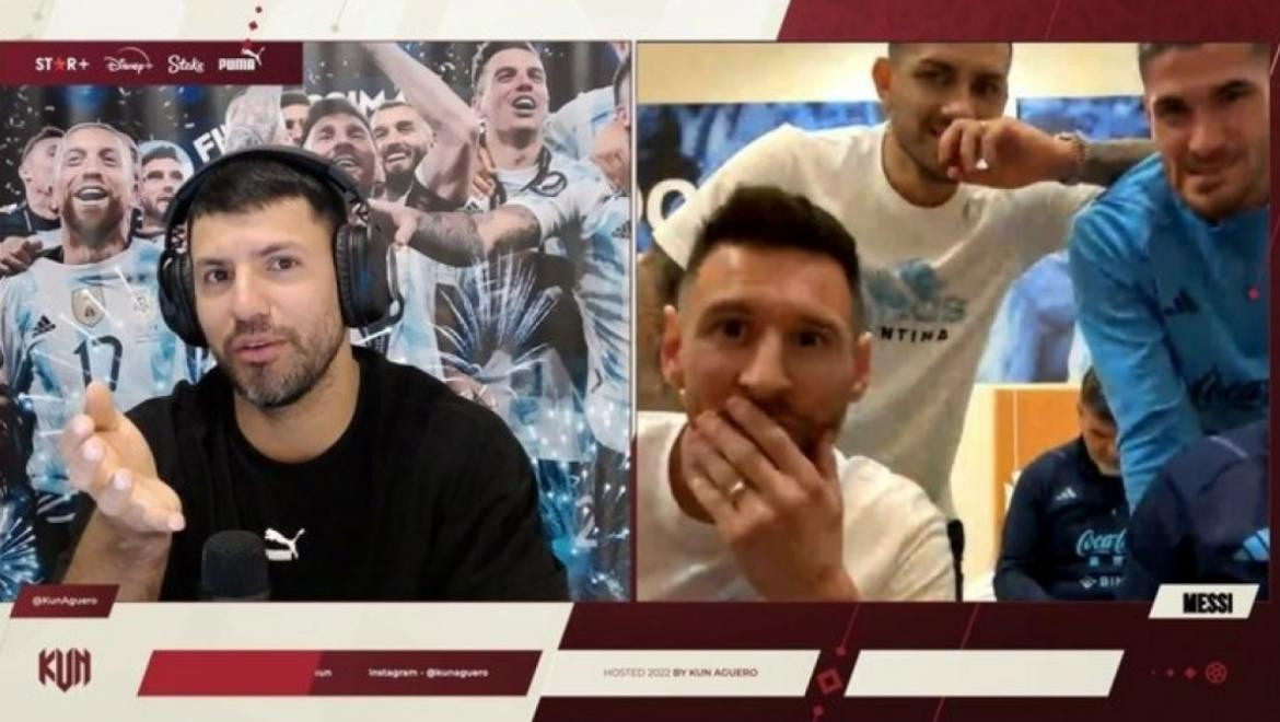 Kun, Messi, Paredes y De Paul en un stream. Foto: NA.