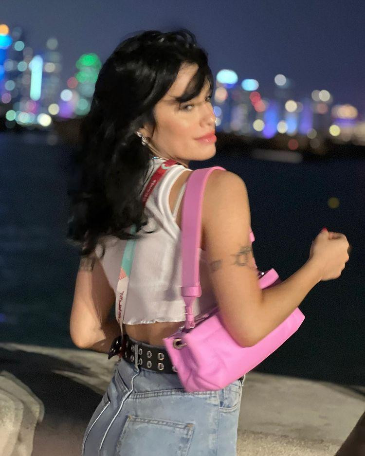 Lali; Qatar. Foto: Instagram @lalioficial.