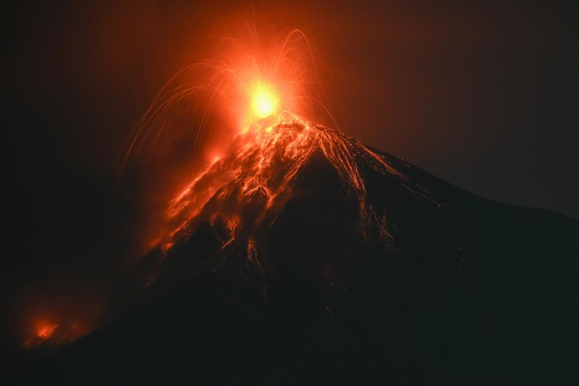 Erupción del volcán de Fuego en Guatemala. Foto: Télam