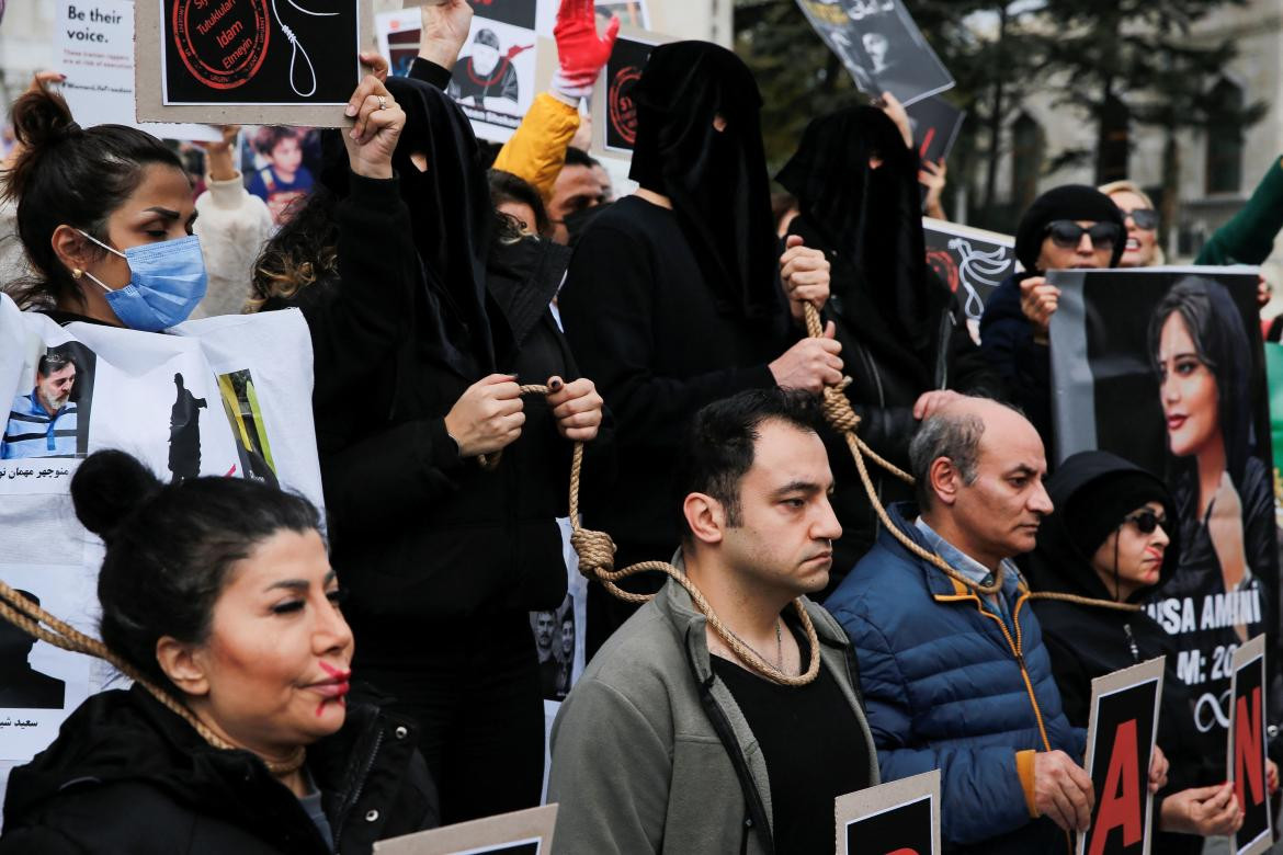 Protestas contra el régimen islámico en Irán, tras las revueltas civiles. Foto: Reuters.