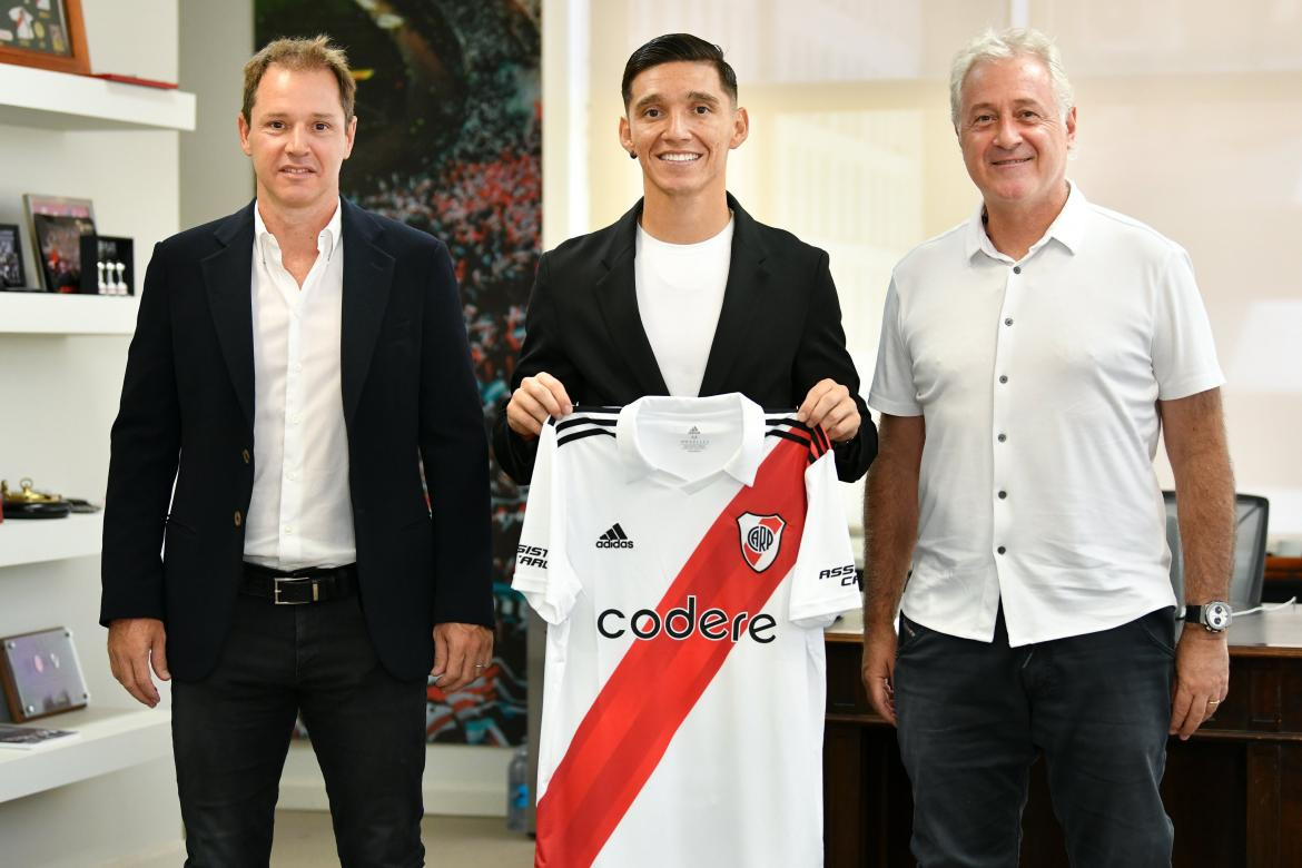 Matías Kranevitter; camiseta. Foto: Twitter @RiverPlate.