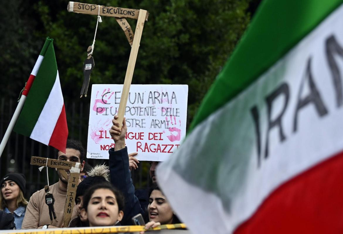 Protestas a favor de las mujeres de Irán_Reuters
