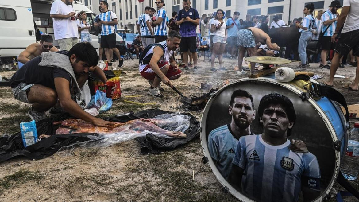 Fiesta de argentinos en Qatar, Télam