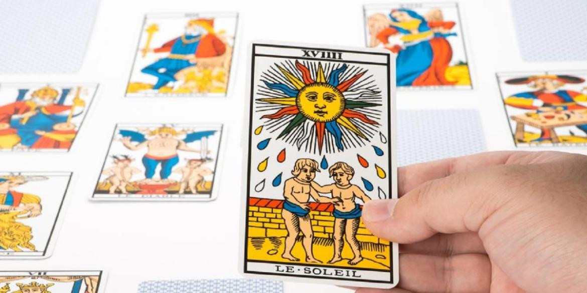 Cartas de Tarot: El Sol. Foto: WikiCommons.