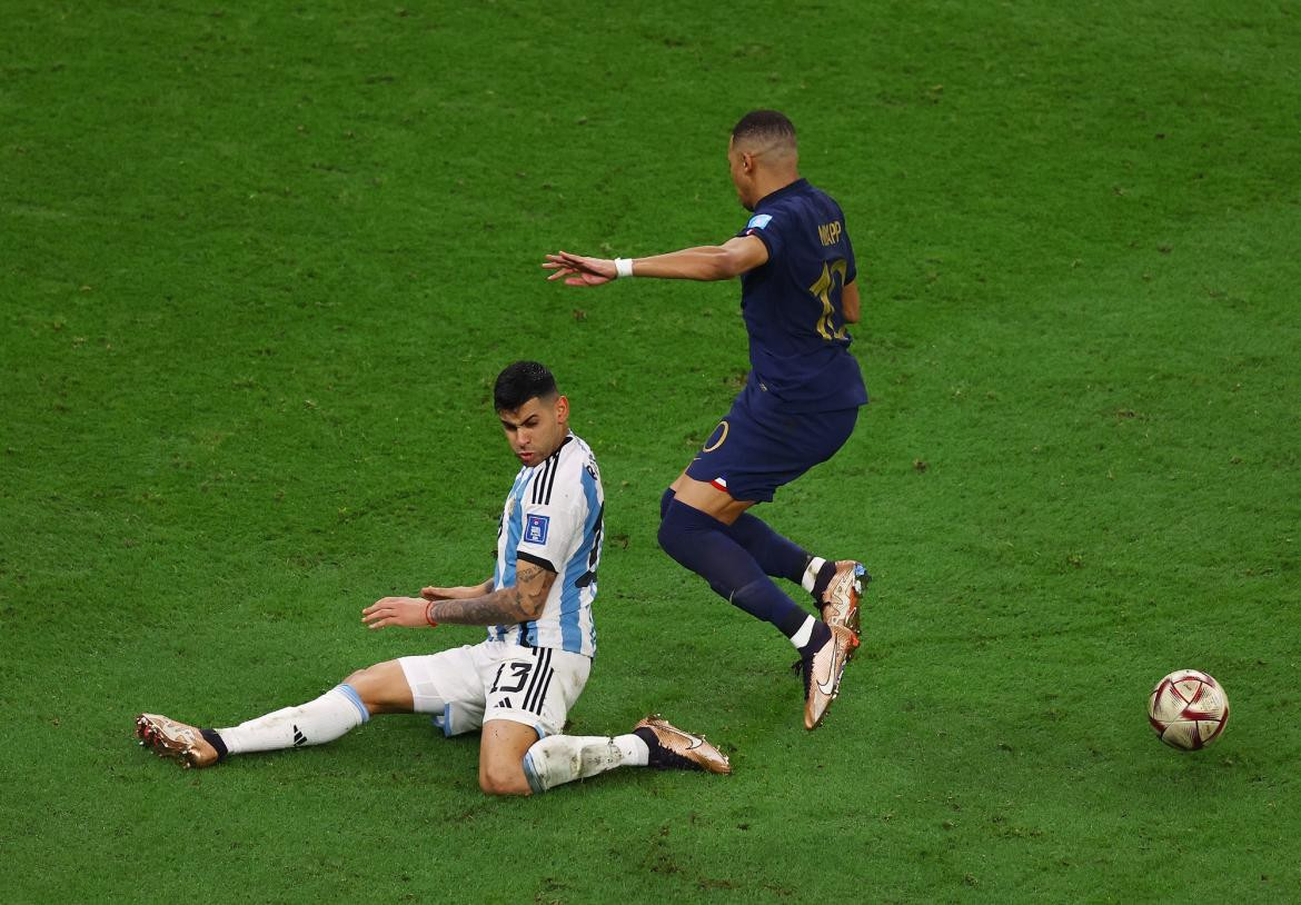 Mundial Qatar 2022, Argentina vs. Francia, Cuti Romero, Reuters	