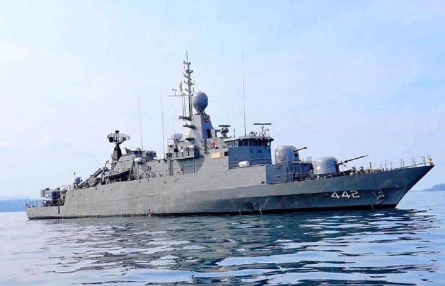 Al menos 31 desaparecidos al naufragar un barco de la Marina tailandesa. EFE
