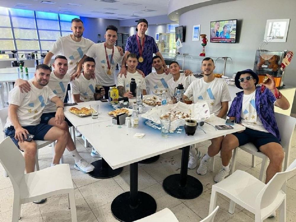 El desayuno de la Selección en AFA. Foto: NA.