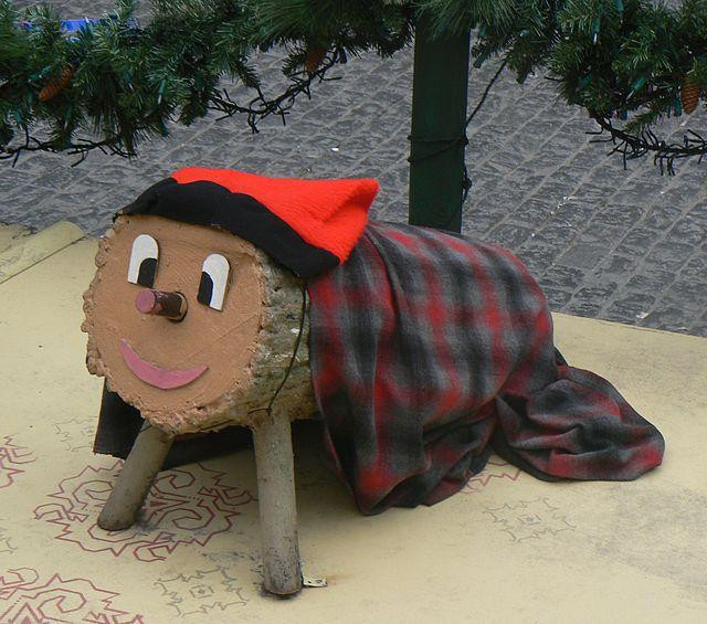 Tio de Nadal, tradición navideña catalana_Wikimedia Commons