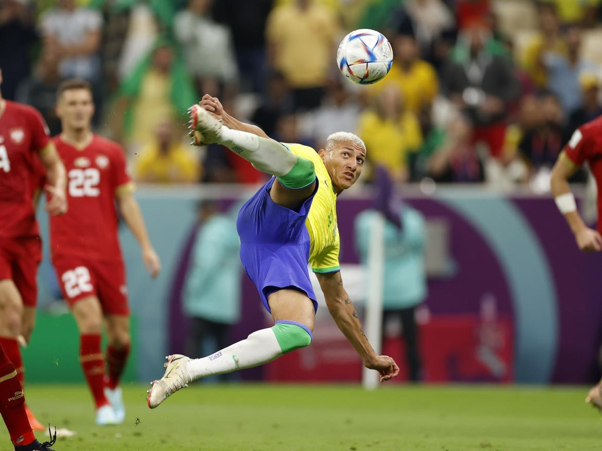 Gol de Richarlison ante Serbia en el Mundial de Qatar 2022. Foto: REUTERS.