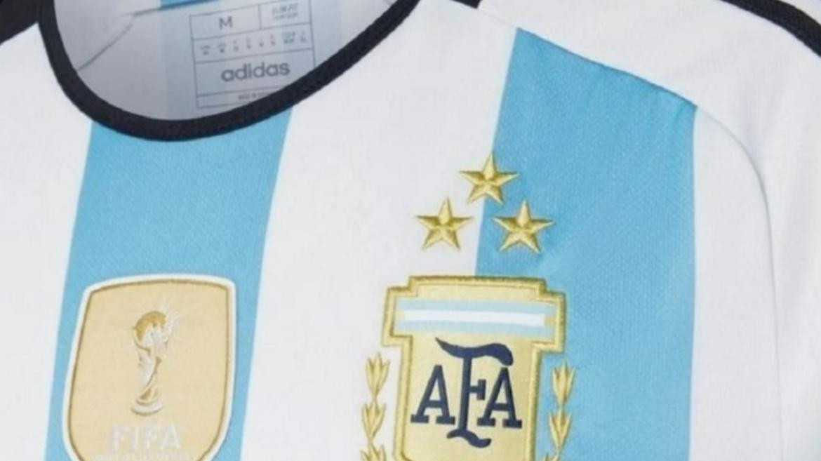 La nueva camiseta de la Selección. Foto: NA.