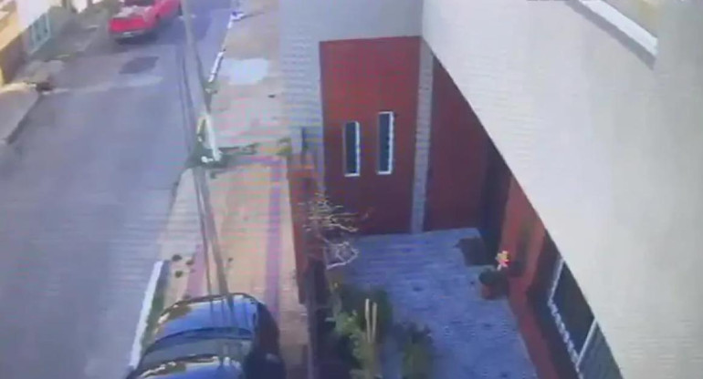 Justicia por mano propia en Lanús. Foto: Captura de video.
