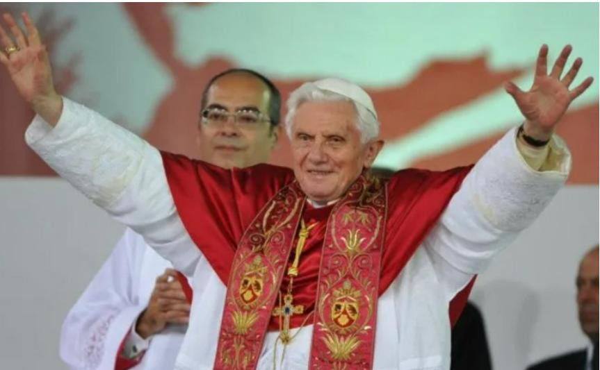 Benedicto XVI_NA