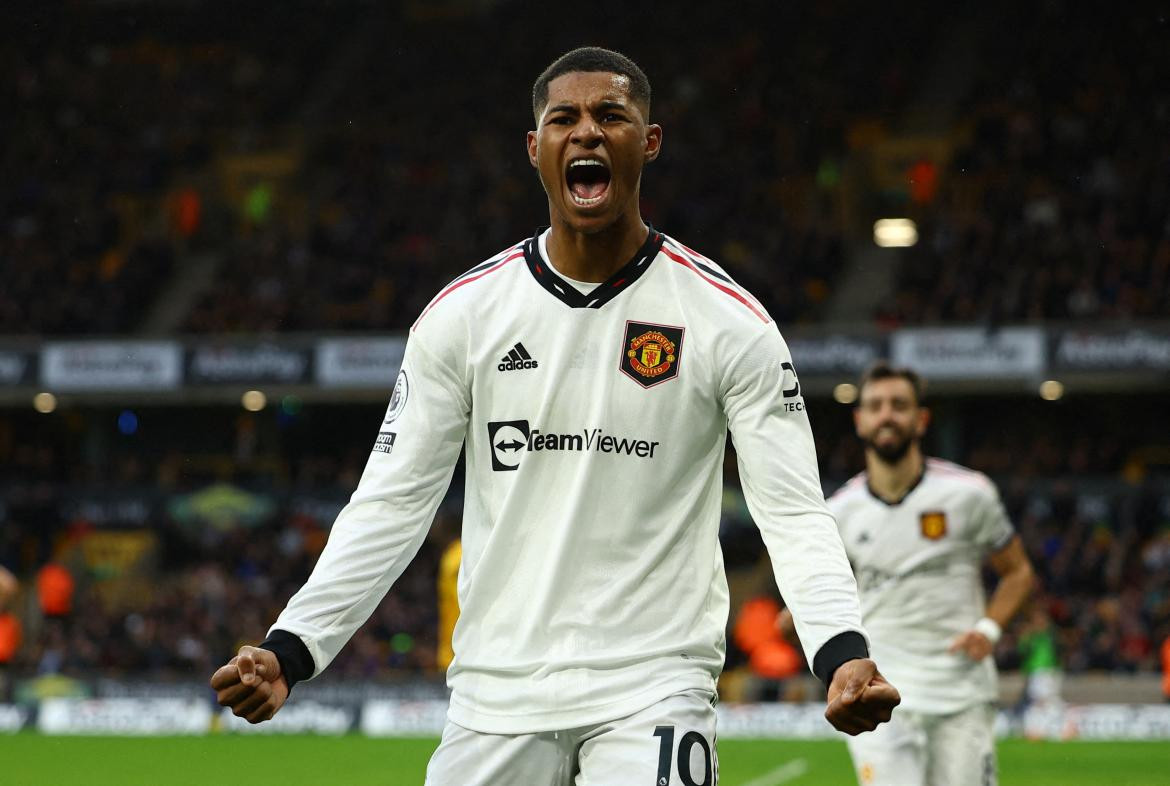 Festejo de Rashford para el Manchester United ante el Wolverhampton. Foto: REUTERS.