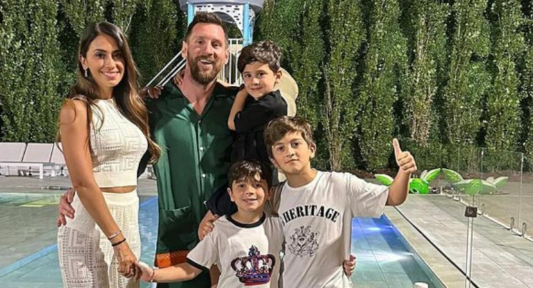 Roccuzzo, Messi y sus hijos. Foto: Instagram/antonelaroccuzzo
