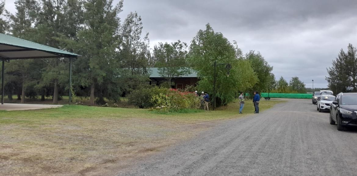 Conexiones clandestinas en La Dolfina Polo Ranch 2, Cañuelas. Foto: Edesur.