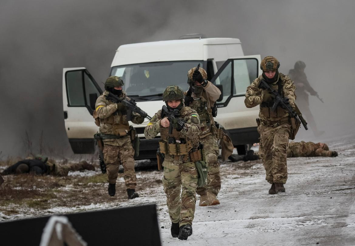 Ejercicios de soldados ucranianos_Reuters