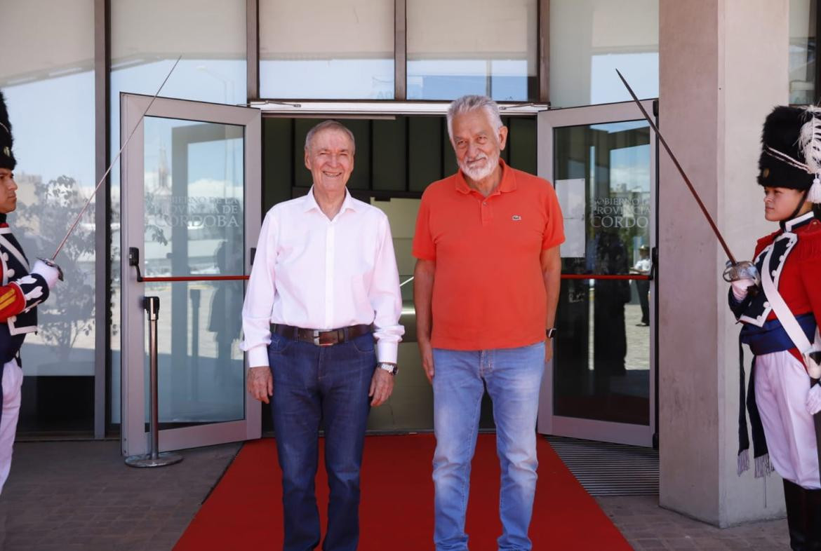 Alberto Rodríguez Saá y Juan Schiaretti compartieron una reunión de trabajo. Foto: NA.