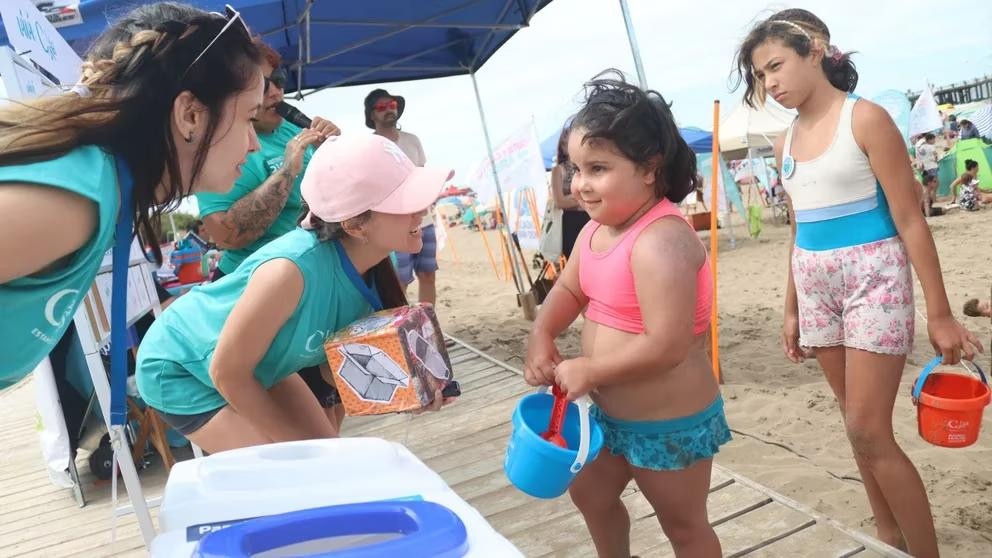 Concurso Nacional de Castillos y Figuras de Arena. Foto: gentileza La Costa.