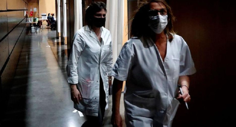 Enfermeras en Francia. Foto: EFE.