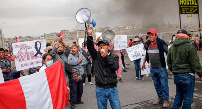 Marchas en Perú. Foto: REUTERS