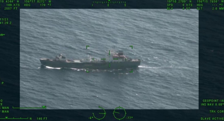 Posible barco espía ruso. Foto: CNN