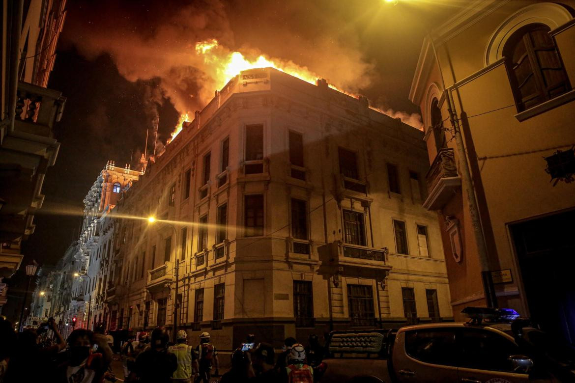 Incendio en Perú_EFE