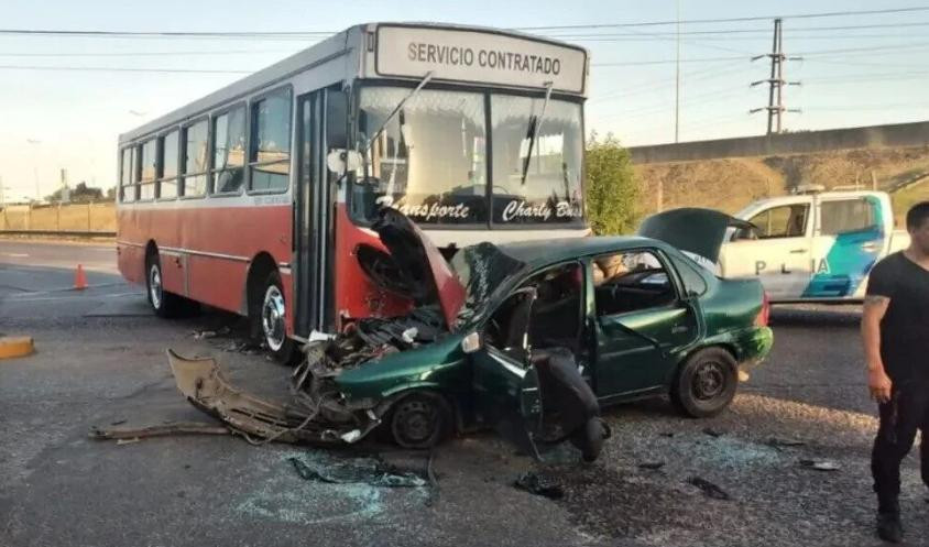 Violento choque en la Panamericana. Foto: NA.