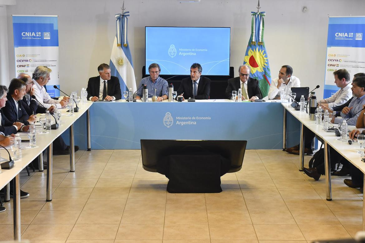 La reunión entre Sergio Massa y la Sociedad Rural Argentina. Foto: Télam.