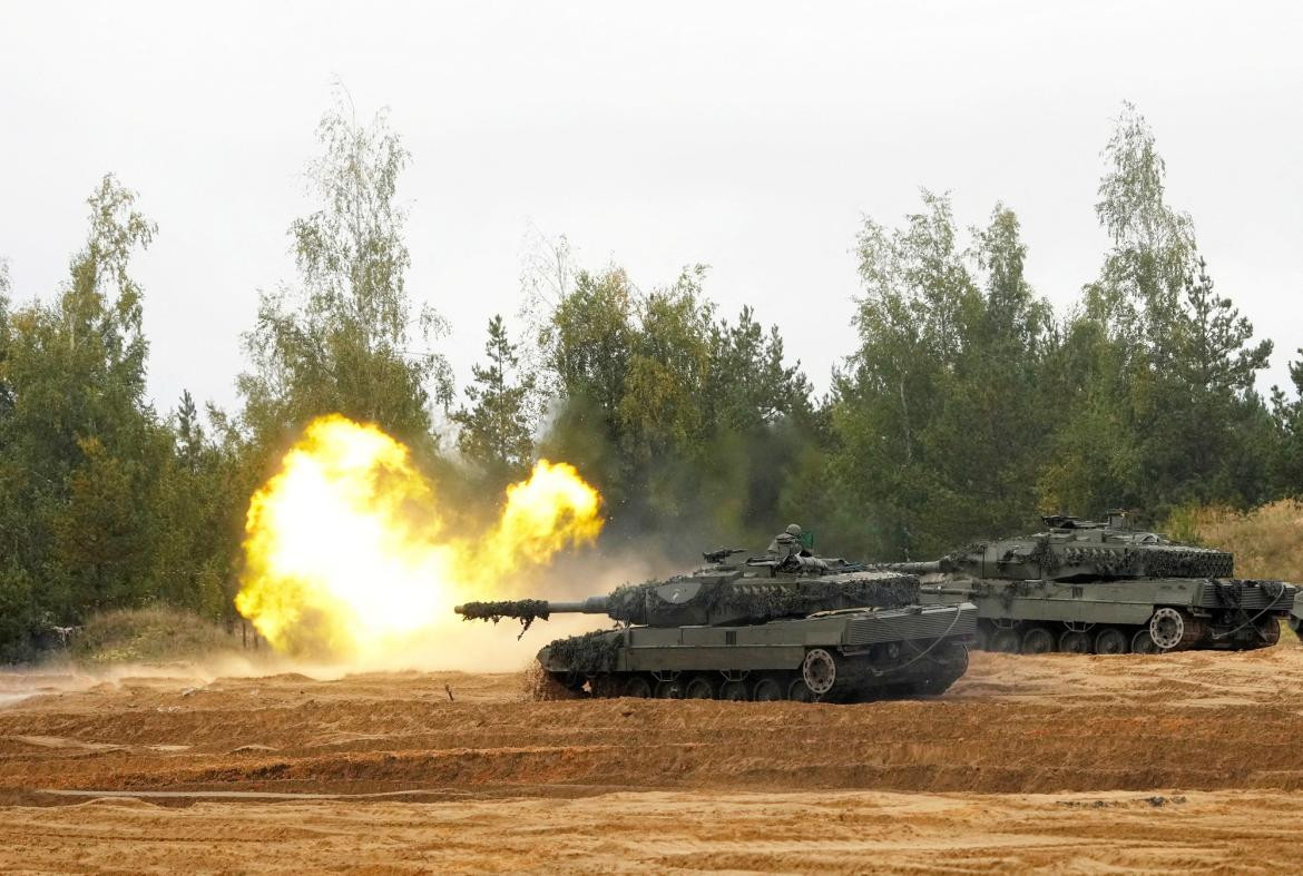 Guerra Rusia y Ucrania, tanques de guerra, Reuters