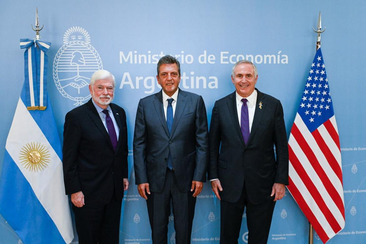Sergio Massa, se reunió con el Asesor Especial del Presidente Joe Biden para las Américas, Christopher Dodd 