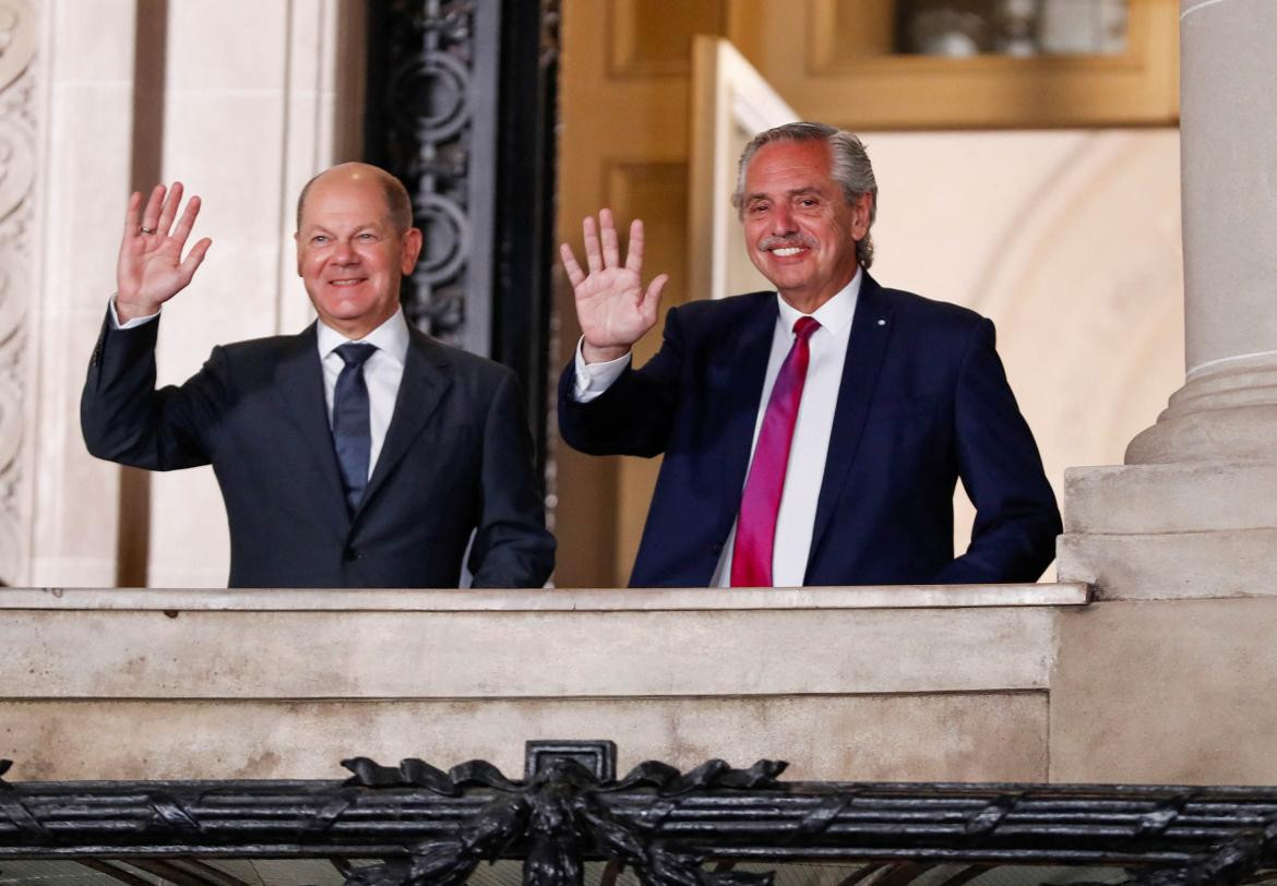 El presidente Alberto Fernández recibe al canciller alemán Olaf Scholz en el palacio San Martín. Foto NA